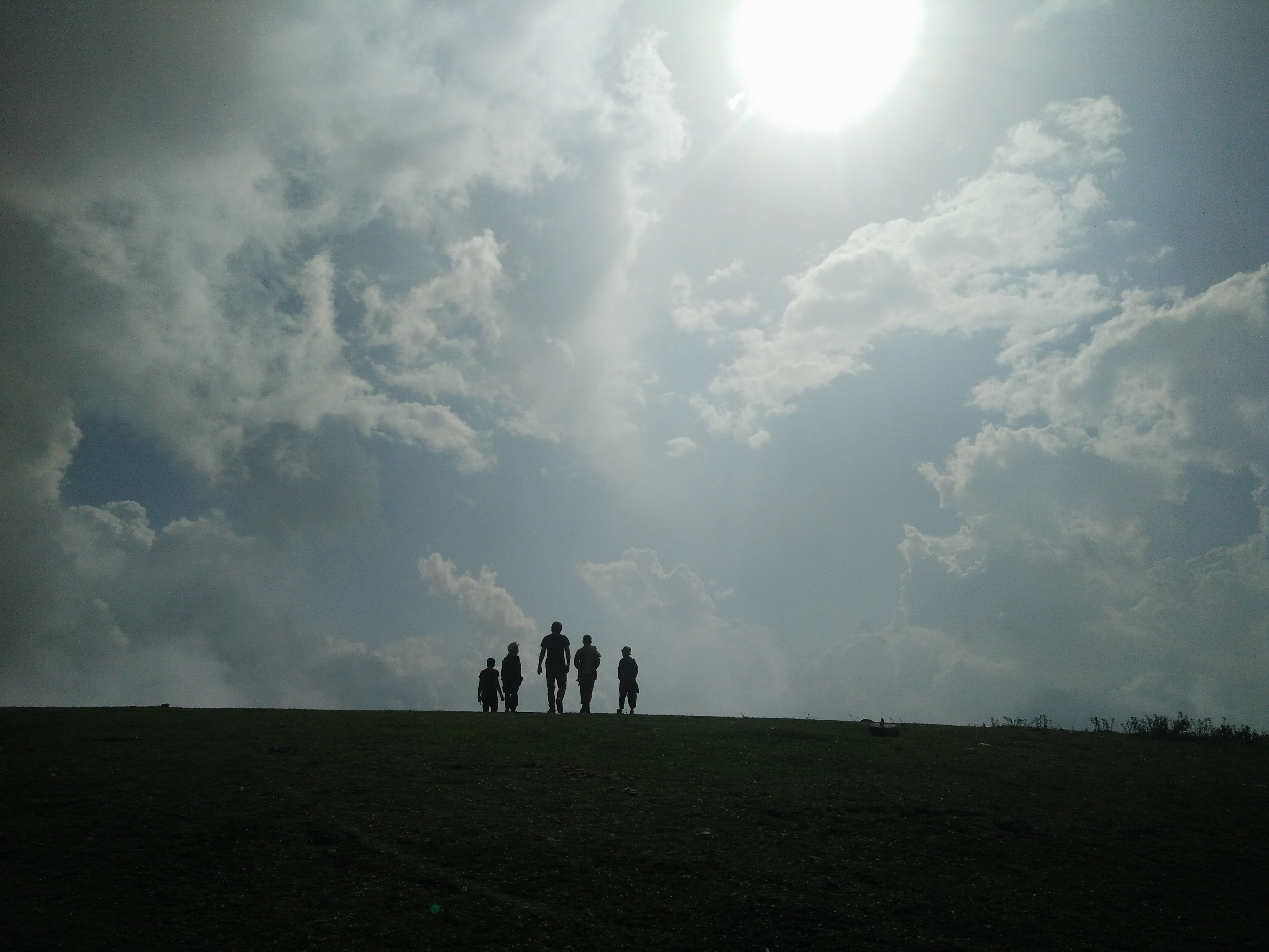 5 people on the hill - Pakistan